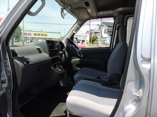 ダイハツ ハイゼットバン EBD-S321V(2WD)の写真24