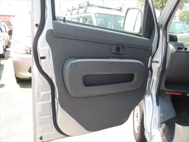 ダイハツ ハイゼットバン EBD-S321V(2WD)の写真26