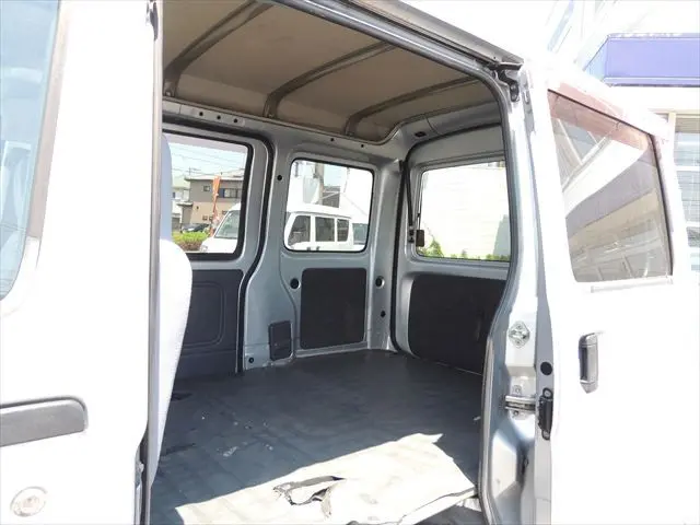 ダイハツ ハイゼットバン EBD-S321V(2WD)の写真29