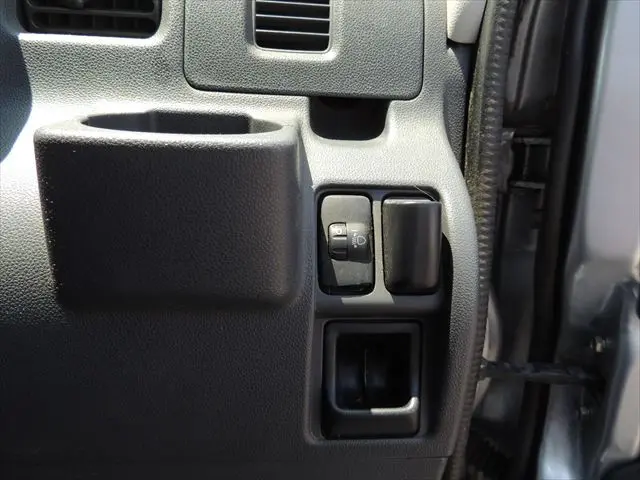 ダイハツ ハイゼットバン EBD-S321V(2WD)の写真39