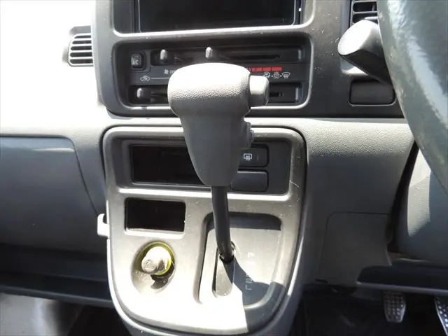 ダイハツ ハイゼットバン EBD-S321V(2WD)の写真41