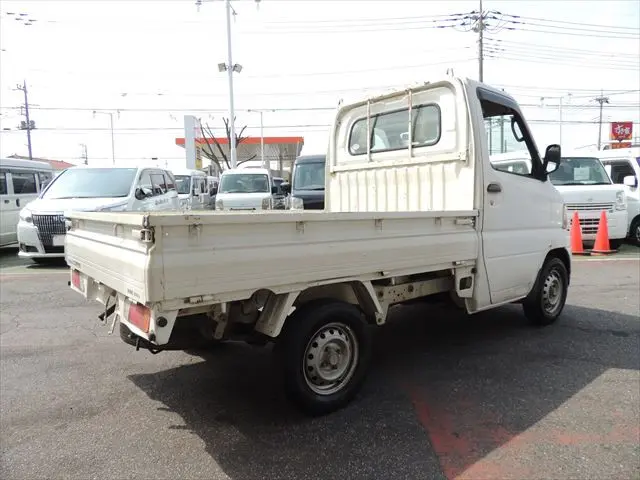 日産 クリッパートラック GBD-U72T(4WD)の写真7