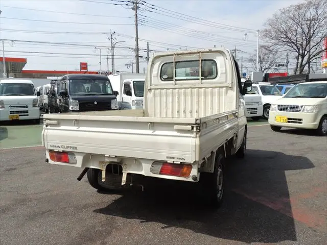 日産 クリッパートラック GBD-U72T(4WD)の写真8