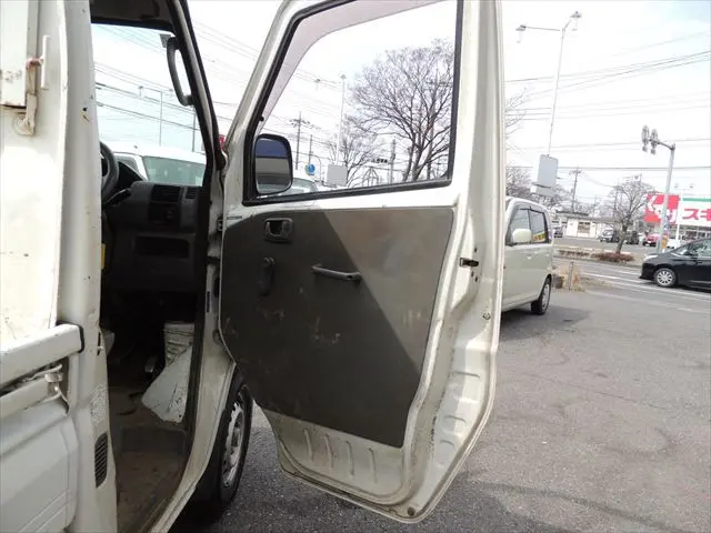 日産 クリッパートラック GBD-U72T(4WD)の写真29