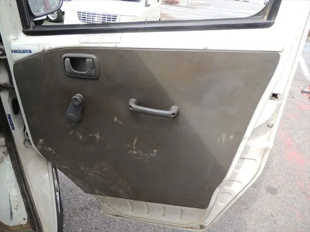 日産 クリッパートラック GBD-U72T(4WD)の写真30