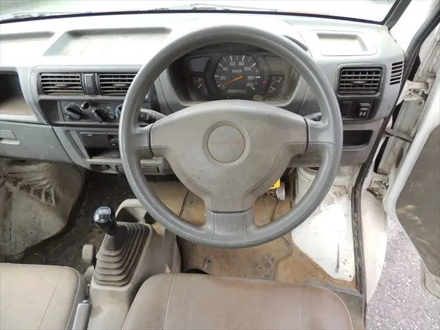 日産 クリッパートラック GBD-U72T(4WD)の写真32