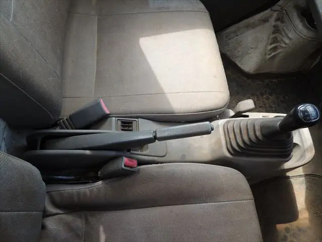 日産 クリッパートラック GBD-U72T(4WD)の写真48