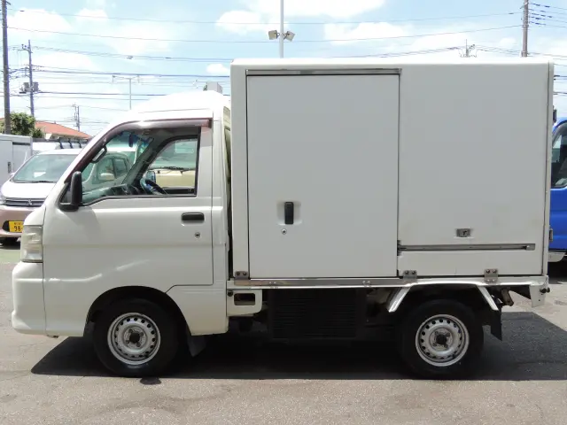 ダイハツ ハイゼットトラック EBD-S201P(2WD)の写真11