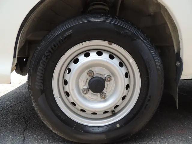 ダイハツ ハイゼットトラック EBD-S201P(2WD)の写真13