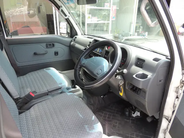 ダイハツ ハイゼットトラック EBD-S201P(2WD)の写真14