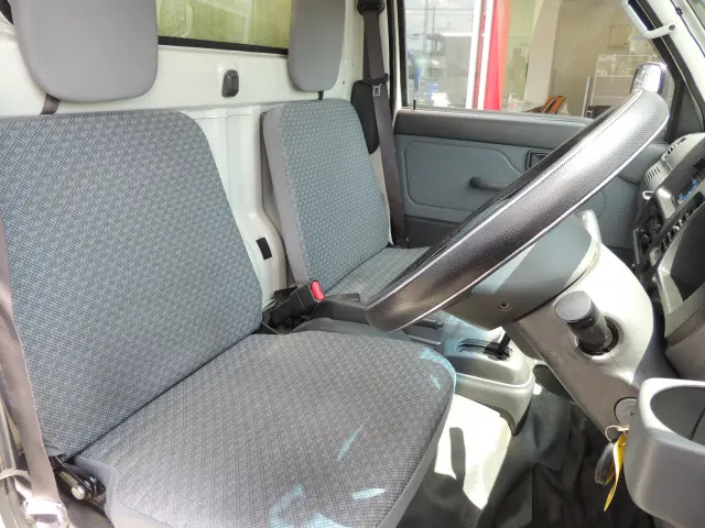 ダイハツ ハイゼットトラック EBD-S201P(2WD)の写真15