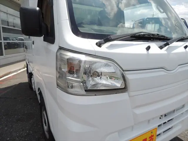 ダイハツ ハイゼットトラック EBD-S500P(2WD)の写真3
