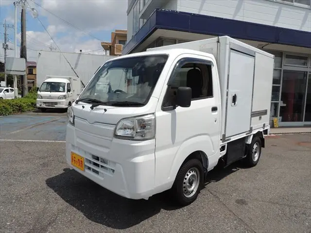 ダイハツ ハイゼットトラック EBD-S500P(2WD)の写真16