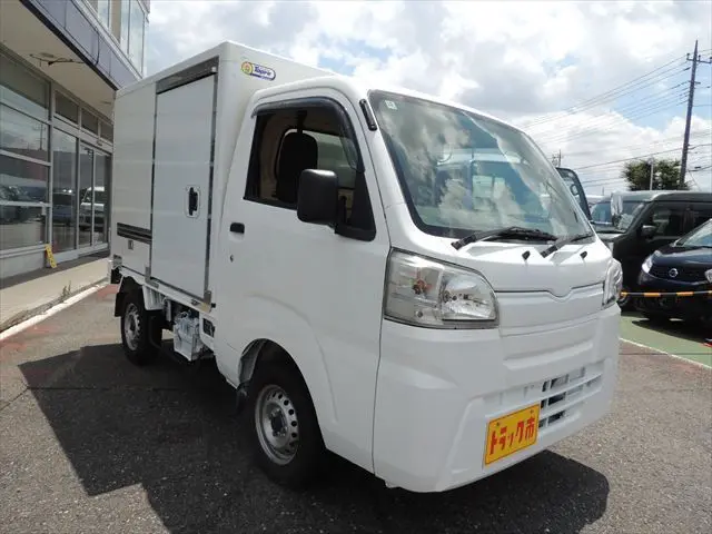 ダイハツ ハイゼットトラック EBD-S500P(2WD)の写真17