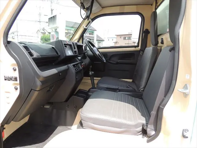 ダイハツ ハイゼットトラック EBD-S500P(2WD)の写真23