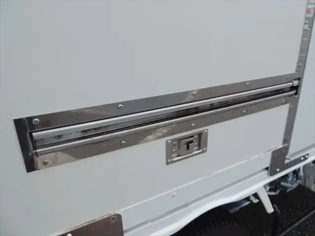 ダイハツ ハイゼットトラック EBD-S500P(2WD)の写真48