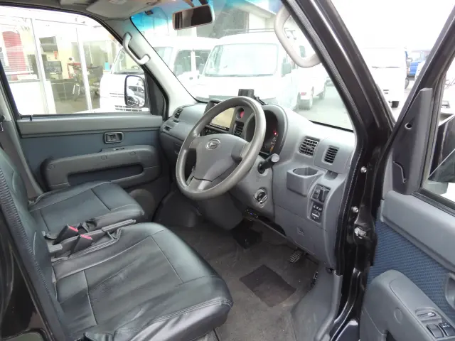 ダイハツ ハイゼットバン EBD-S321V(2WD)の写真24