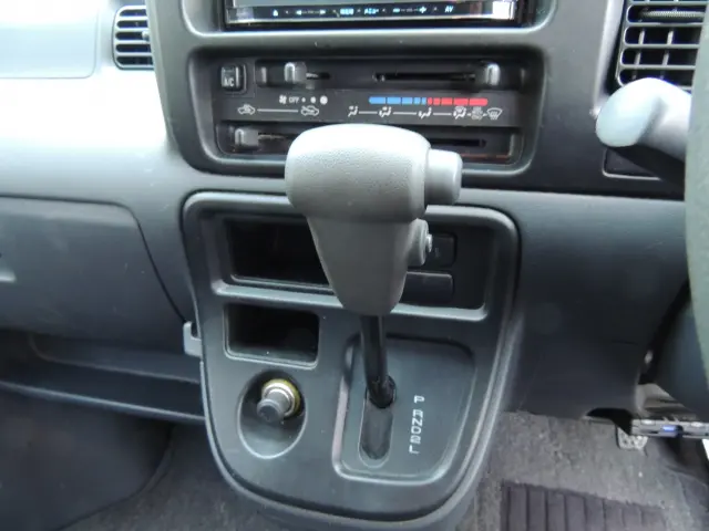 ダイハツ ハイゼットバン EBD-S321V(2WD)の写真43