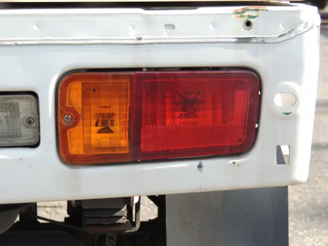 ダイハツ ハイゼットトラック EBD-S201P(2WD)の写真18