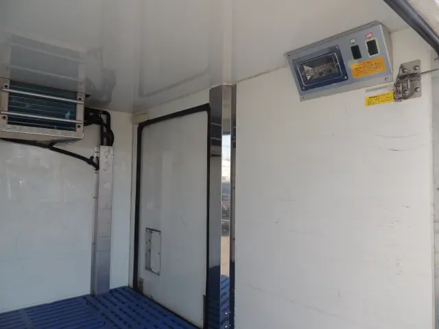 ダイハツ ハイゼットトラック EBD-S201P(2WD)の写真40