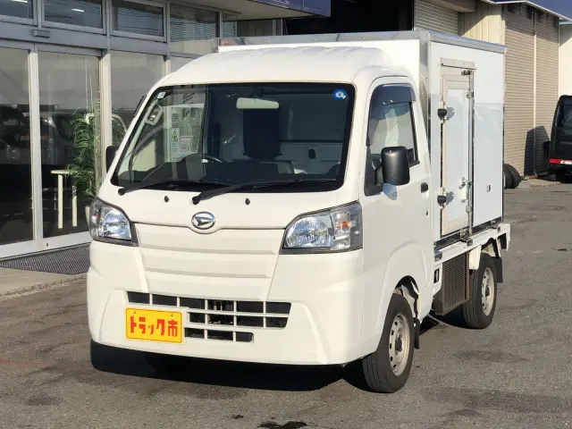 ダイハツ ハイゼットトラック EBD-S500P(2WD)の写真1