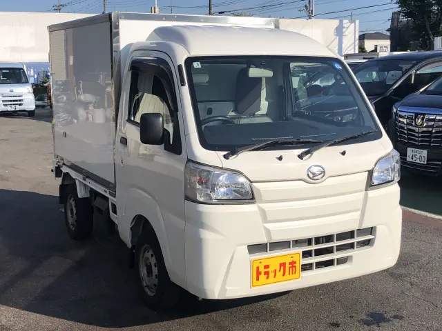 ダイハツ ハイゼットトラック EBD-S500P(2WD)の写真3