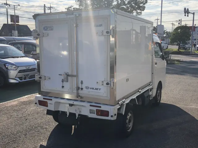 ダイハツ ハイゼットトラック EBD-S500P(2WD)の写真8