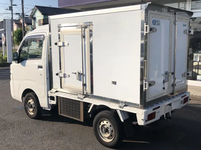 ダイハツ ハイゼットトラック EBD-S500P(2WD)の写真11