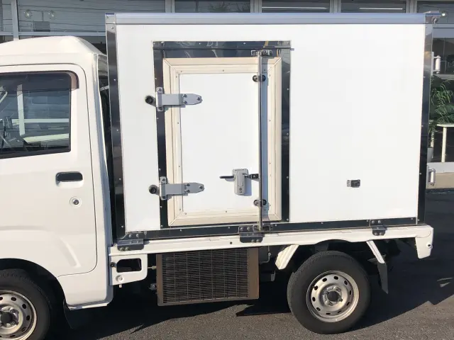 ダイハツ ハイゼットトラック EBD-S500P(2WD)の写真13