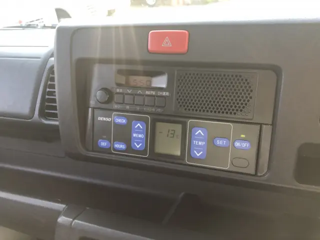 ダイハツ ハイゼットトラック EBD-S500P(2WD)の写真24