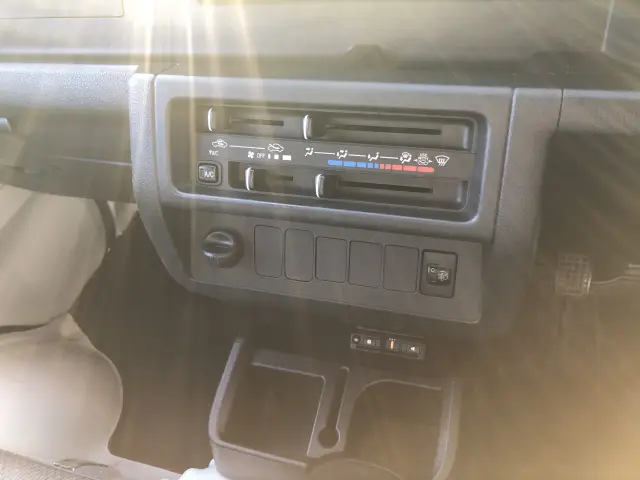 ダイハツ ハイゼットトラック EBD-S500P(2WD)の写真33