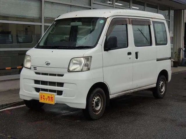 ダイハツ ハイゼットバン EBD-S331V(4WD)の写真1