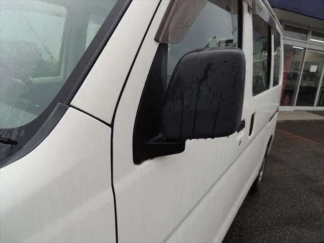 ダイハツ ハイゼットバン EBD-S331V(4WD)の写真5