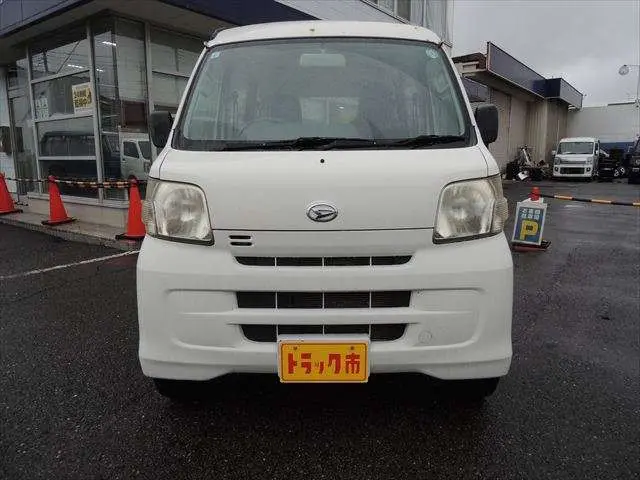ダイハツ ハイゼットバン EBD-S331V(4WD)の写真8