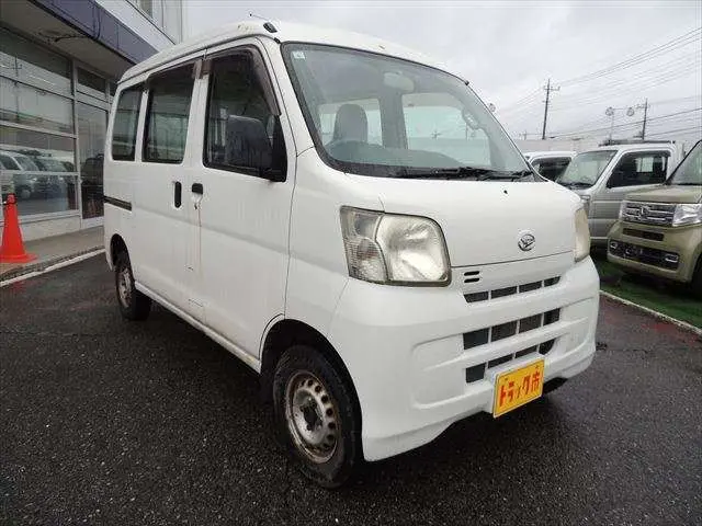 ダイハツ ハイゼットバン EBD-S331V(4WD)の写真9