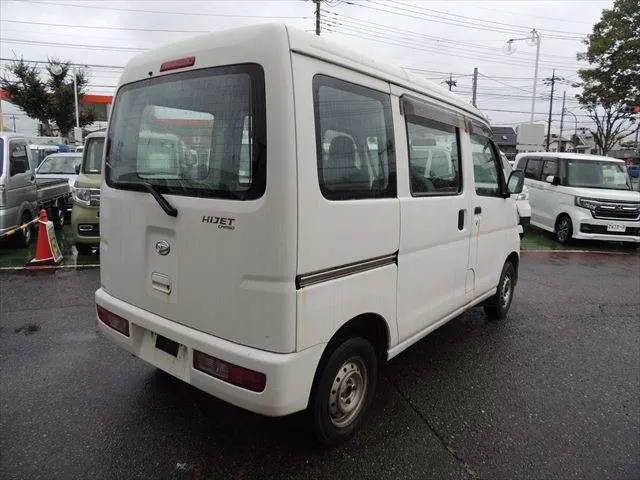 ダイハツ ハイゼットバン EBD-S331V(4WD)の写真13