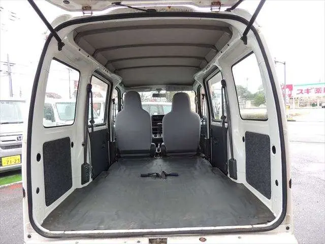 ダイハツ ハイゼットバン EBD-S331V(4WD)の写真28