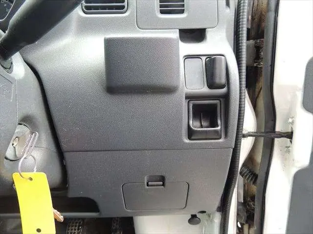 ダイハツ ハイゼットバン EBD-S331V(4WD)の写真34