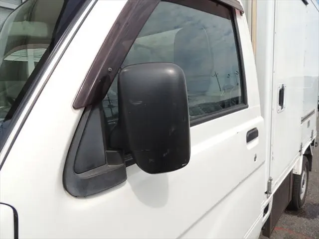 ダイハツ ハイゼットトラック EBD-S201P(2WD)の写真6
