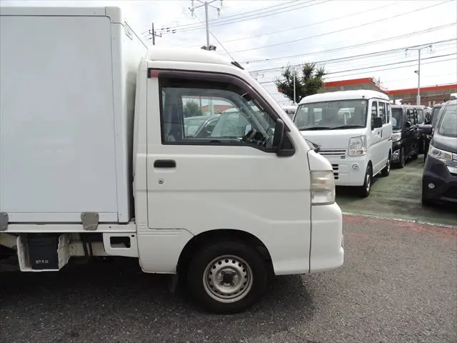 ダイハツ ハイゼットトラック EBD-S201P(2WD)の写真12