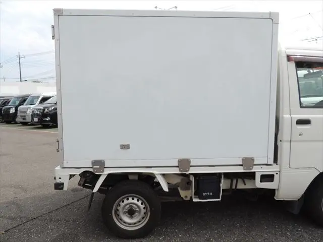 ダイハツ ハイゼットトラック EBD-S201P(2WD)の写真13