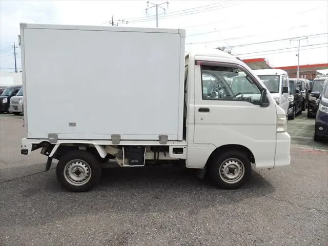 ダイハツ ハイゼットトラック EBD-S201P(2WD)の写真14