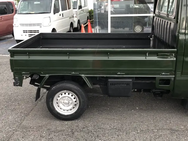 ダイハツ ハイゼットトラック EBD-S201P(2WD)の写真7