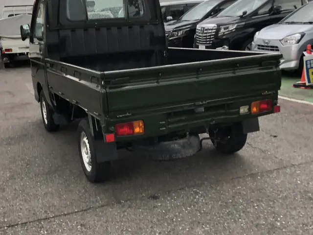 ダイハツ ハイゼットトラック EBD-S201P(2WD)の写真11