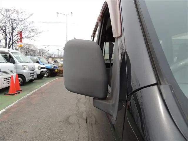 ダイハツ ハイゼットバン EBD-S321V(2WD)の写真5