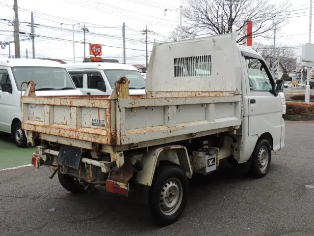 ダイハツ ハイゼットトラック EBD-S211P(4WD)の写真8