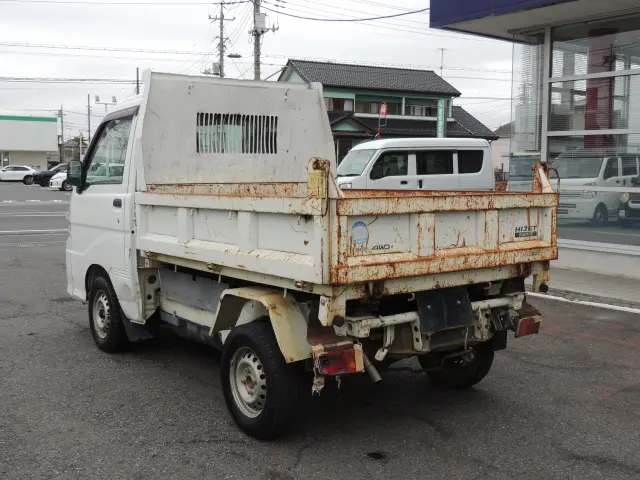 ダイハツ ハイゼットトラック EBD-S211P(4WD)の写真11