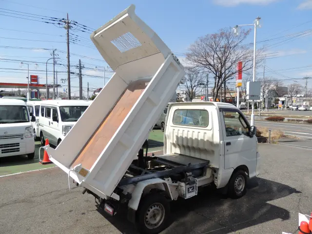 ダイハツ ハイゼットトラック EBD-S211P(4WD)の写真17