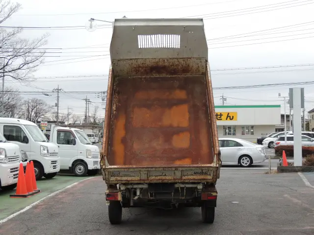 ダイハツ ハイゼットトラック EBD-S211P(4WD)の写真18