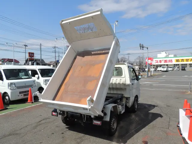 ダイハツ ハイゼットトラック EBD-S211P(4WD)の写真18